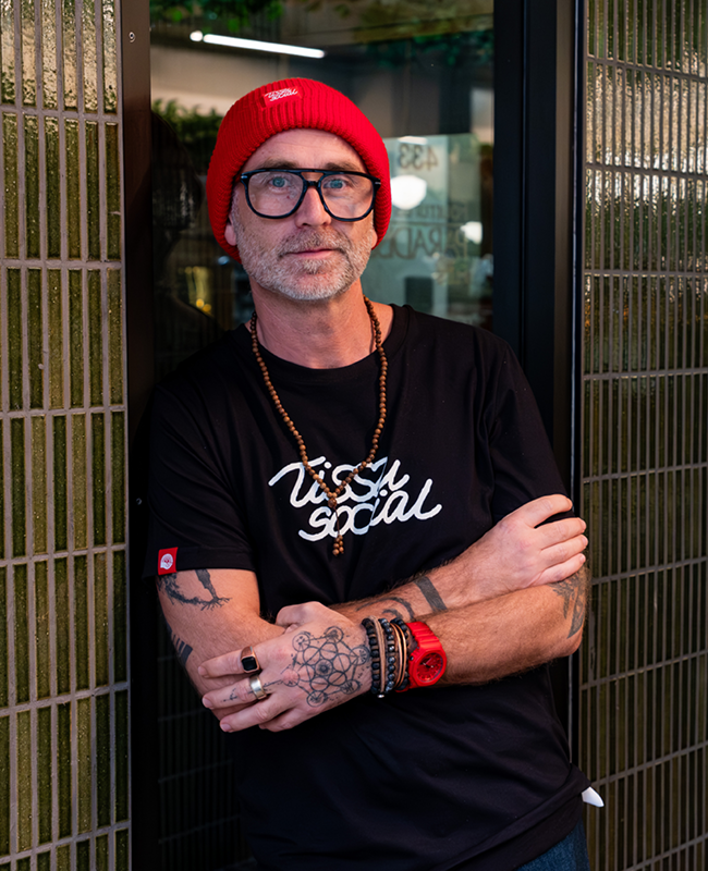 CENTRAIDE  TISSUS SOCIAL  - 2106U T-shirt coton unisexe (NOIR) - SE. S16062 (AV) - SE. S16063 (DOS) - ETT. ETT1058 (MD)